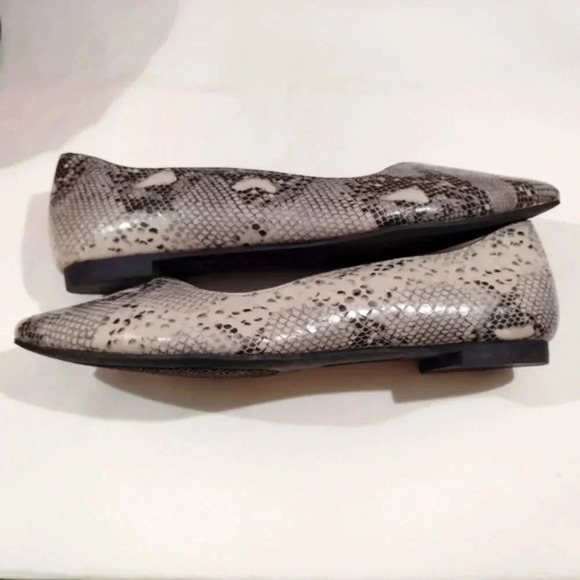 Esprit Pamela Snake Print Ballet Flats Grey Gray 6M - Picture 8 of 16